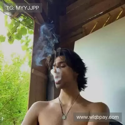 庞眉